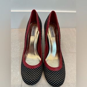 Vintage Steve Madden polkadot pumps. Size 10